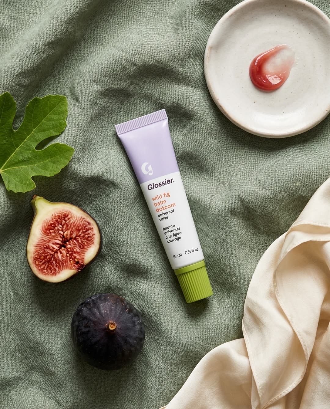 Glossier Balm Dotcom, flat lay